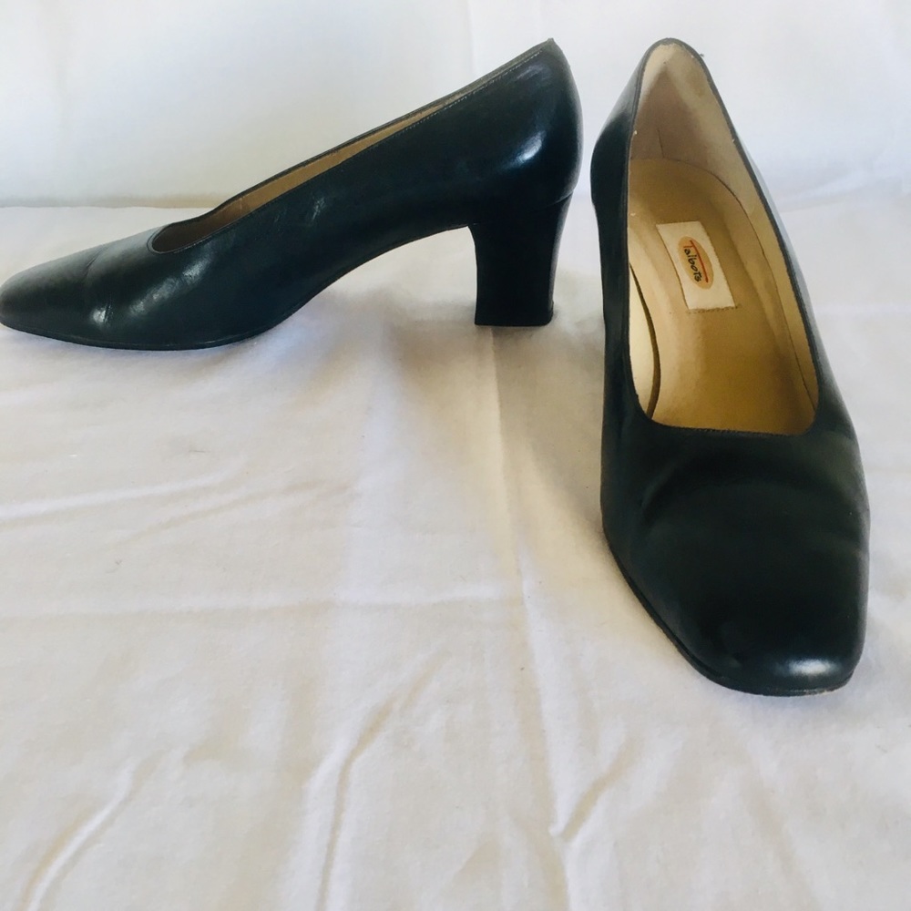 Talbots Heels - Picture 2 of 8